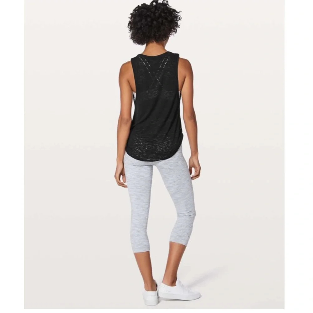 lululemon athletica adds sleeveless twisted